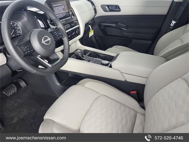 new 2025 Nissan Pathfinder car, priced at $34,901