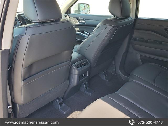 new 2025 Nissan Pathfinder car, priced at $36,368