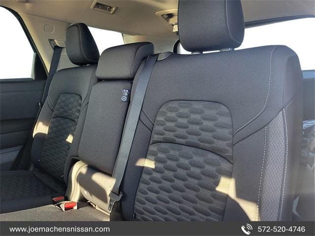 new 2025 Nissan Pathfinder car, priced at $35,687