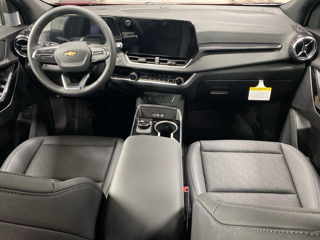 new 2026 Chevrolet Equinox car, priced at $35,285