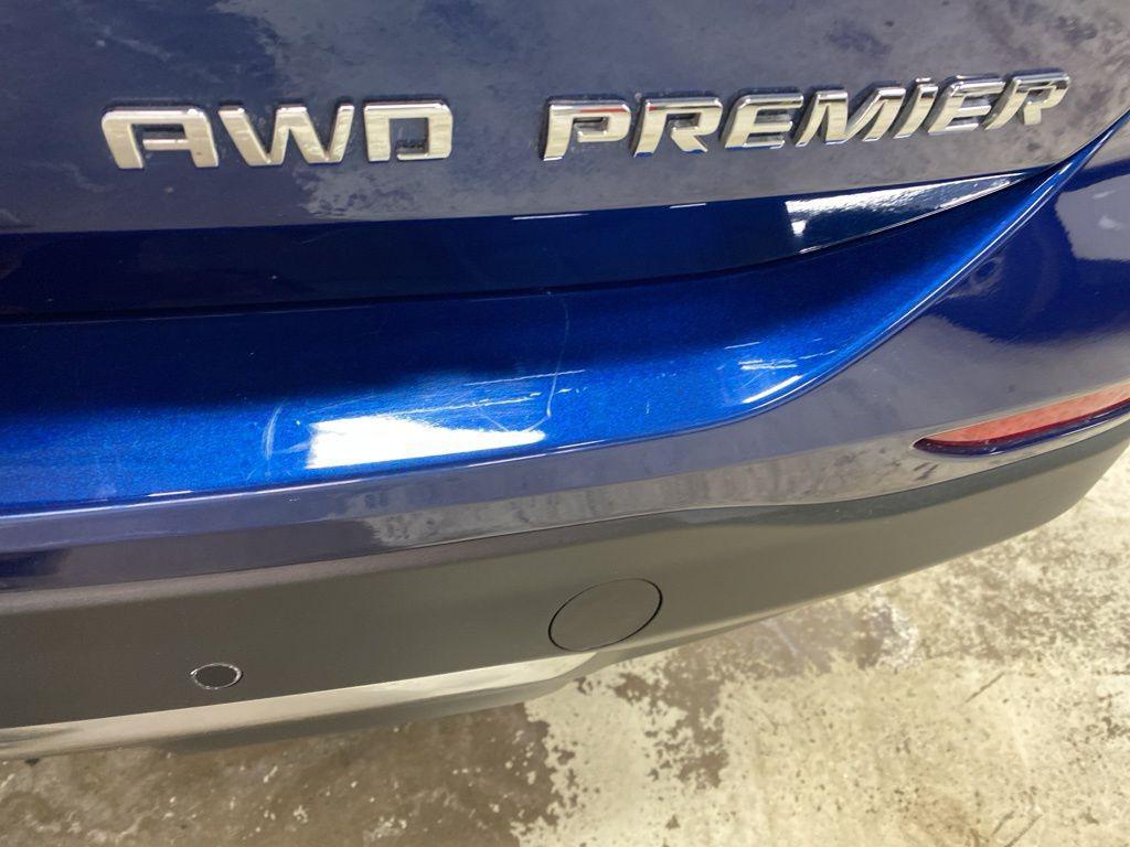 used 2022 Chevrolet Equinox car, priced at $25,380