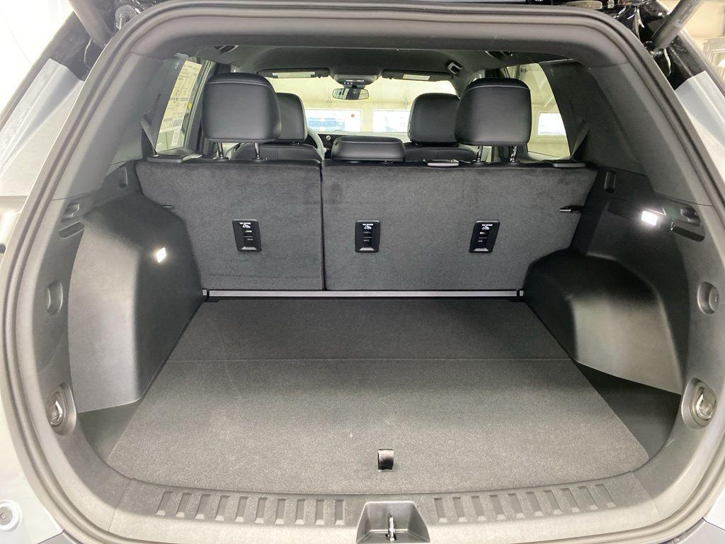 new 2026 Chevrolet Equinox car, priced at $33,985