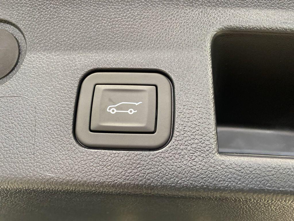 new 2026 Chevrolet Equinox car, priced at $38,185