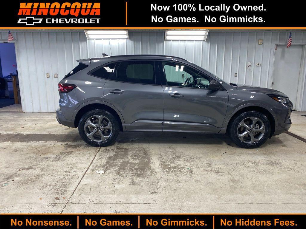 used 2024 Ford Escape car, priced at $23,400