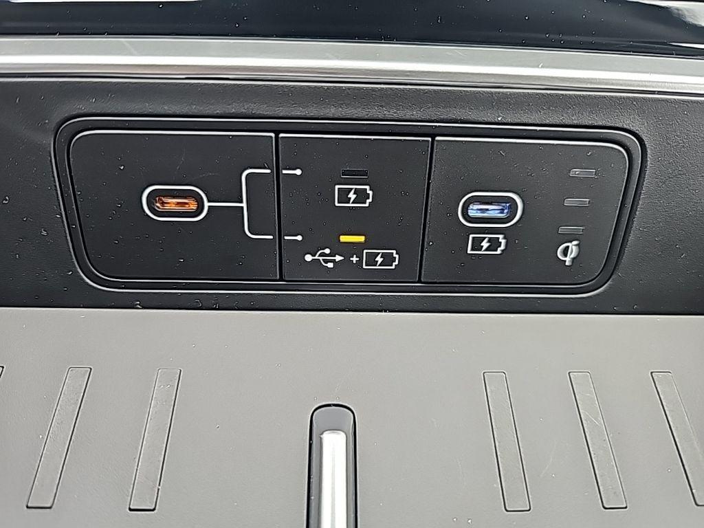 new 2026 Hyundai SANTA FE HEV car, priced at $40,980