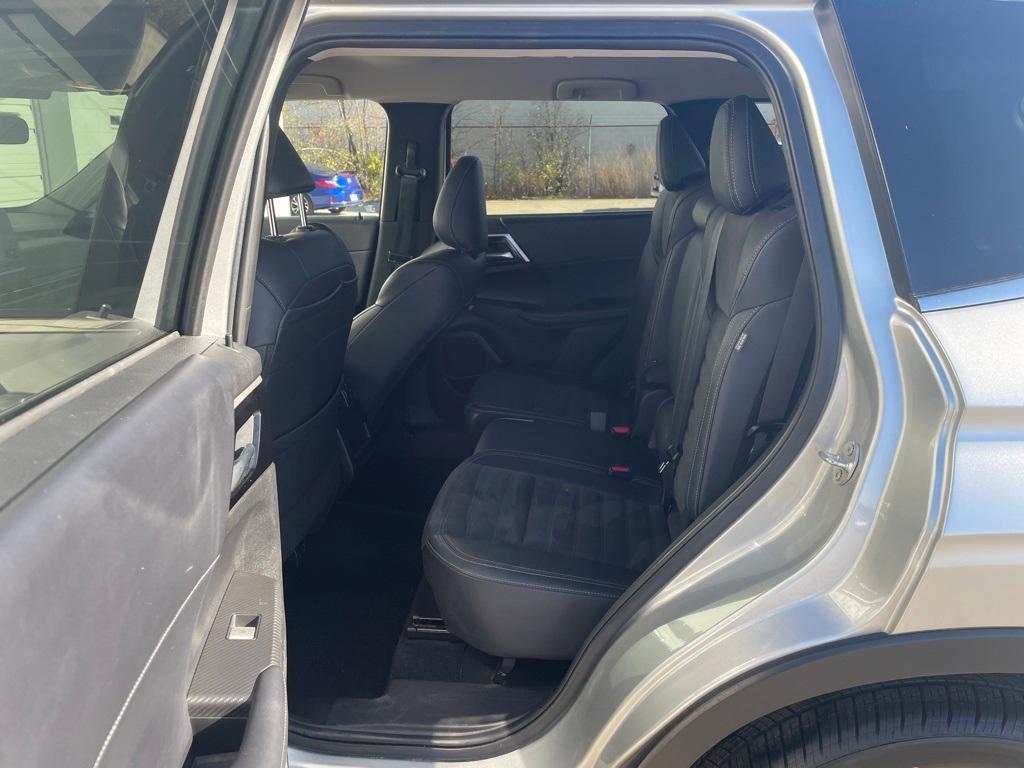 used 2024 Mitsubishi Outlander car, priced at $20,775