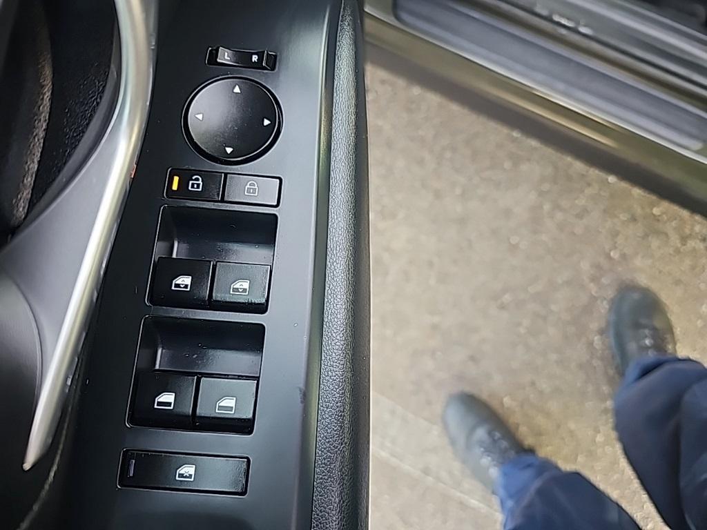 used 2025 Hyundai Tucson car, priced at $25,976