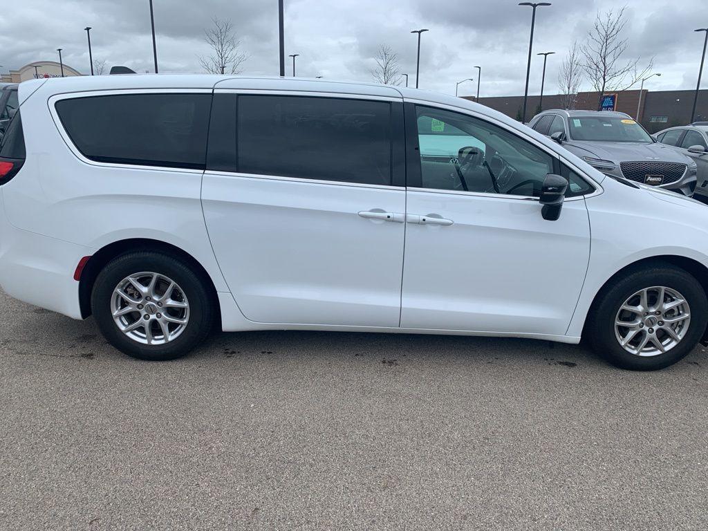used 2024 Chrysler Pacifica car, priced at $26,676