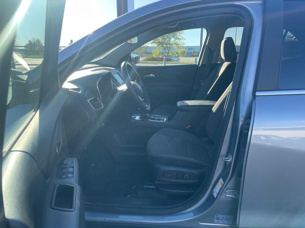 used 2023 Chevrolet Equinox car, priced at $21,034