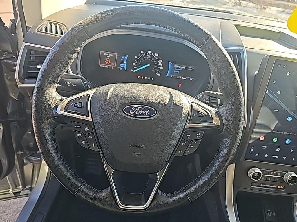 used 2024 Ford Edge car, priced at $21,899