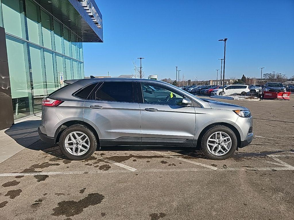 used 2024 Ford Edge car, priced at $21,899
