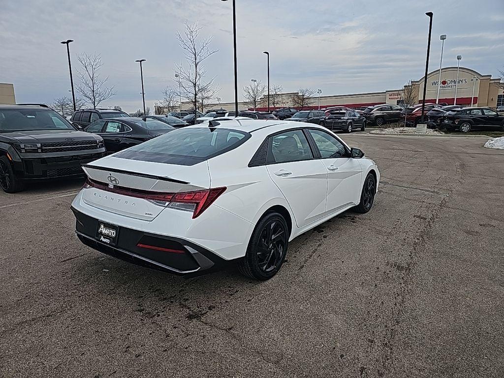 new 2026 Hyundai ELANTRA HEV car, priced at $26,228