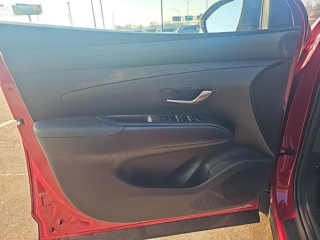 new 2026 Hyundai TUCSON Hybrid car, priced at $34,100