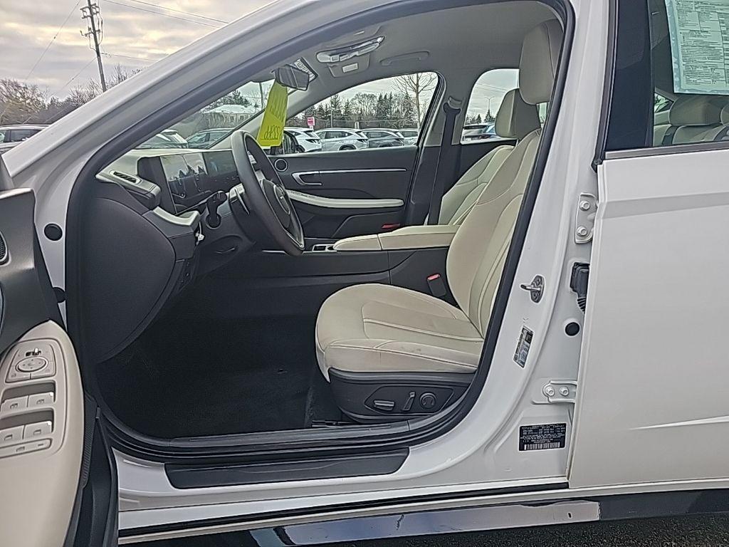 used 2024 Hyundai Sonata car, priced at $20,676