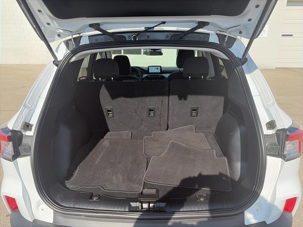 used 2022 Ford Escape car, priced at $19,141