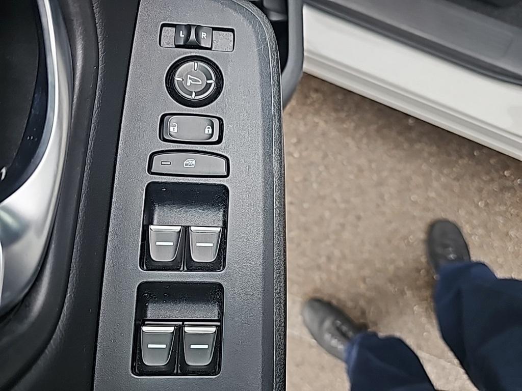 used 2023 Honda Pilot car, priced at $37,211