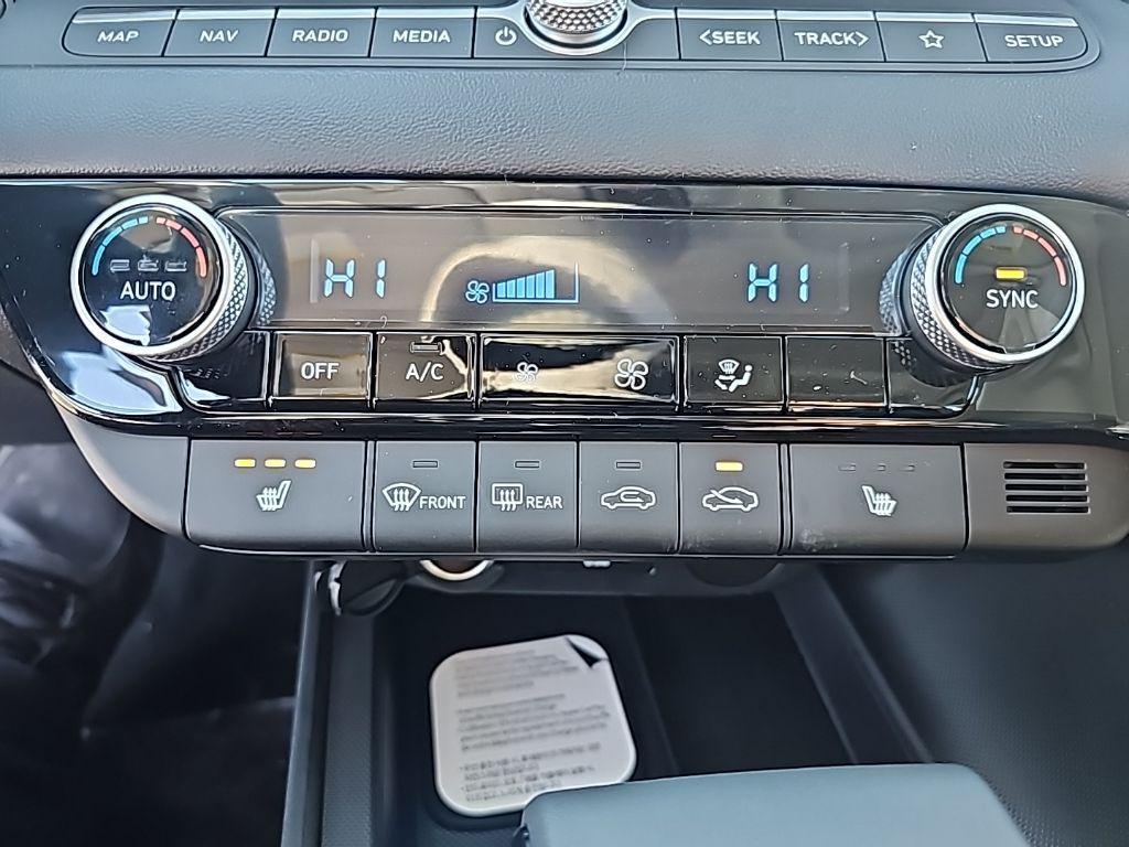 new 2026 Hyundai Elantra car, priced at $27,040