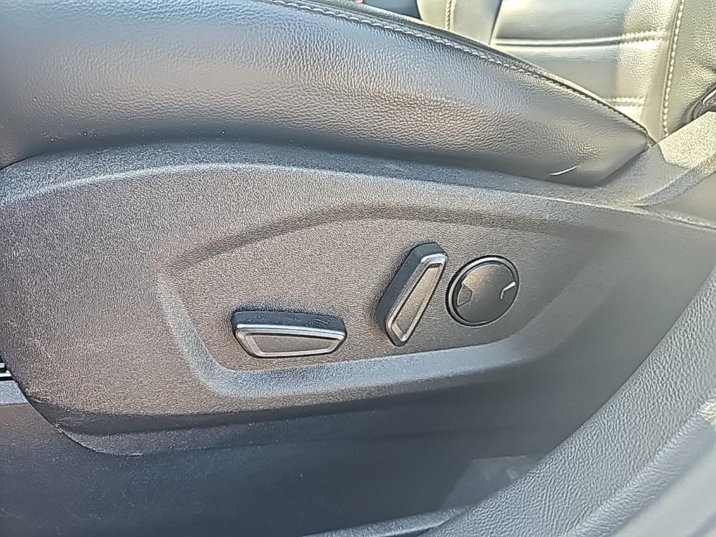 used 2023 Ford Edge car, priced at $20,729