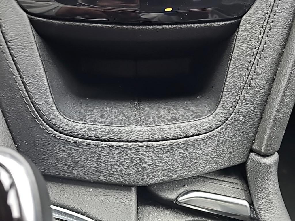 used 2023 Cadillac XT5 car, priced at $28,988