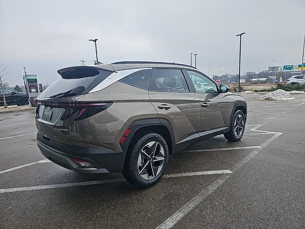 new 2026 Hyundai TUCSON Hybrid car, priced at $36,055