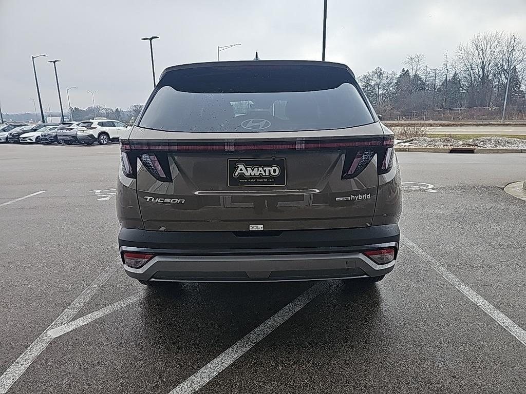 new 2026 Hyundai TUCSON Hybrid car, priced at $36,055