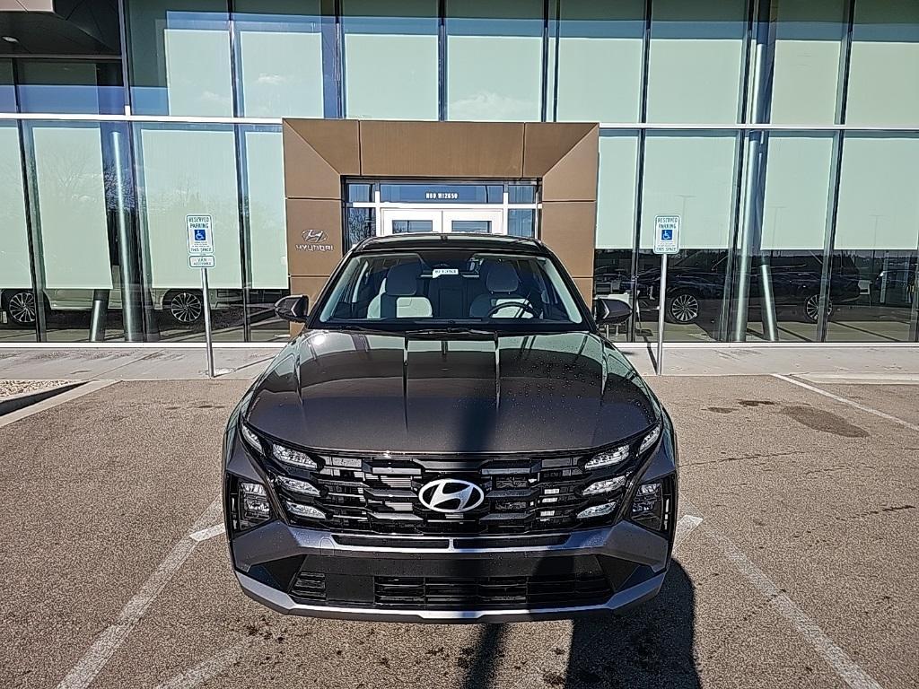new 2026 Hyundai TUCSON Hybrid car, priced at $33,305