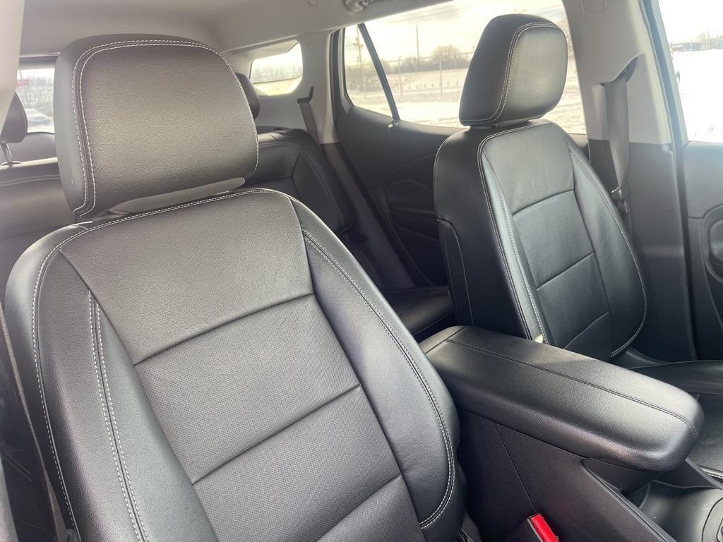 used 2023 GMC Terrain car, priced at $21,452