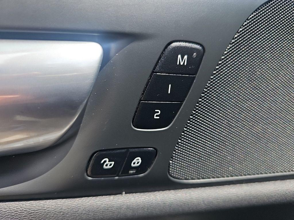 used 2024 Volvo S60 car, priced at $24,876