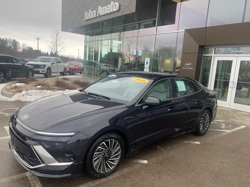 used 2025 Hyundai Sonata Hybrid car, priced at $24,989