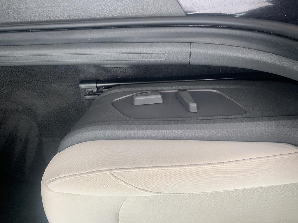 used 2025 Hyundai Sonata Hybrid car, priced at $24,989