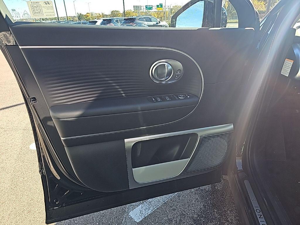 new 2026 Hyundai IONIQ 9 car, priced at $54,343