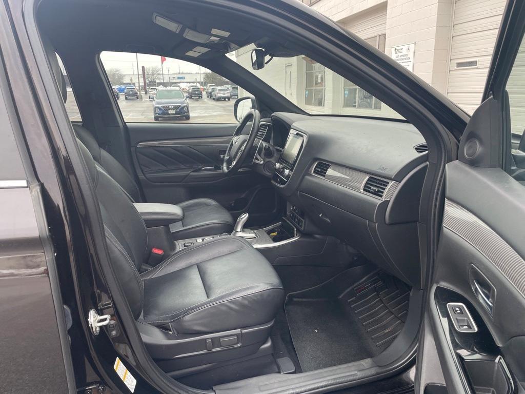 used 2020 Mitsubishi Outlander PHEV car, priced at $17,650