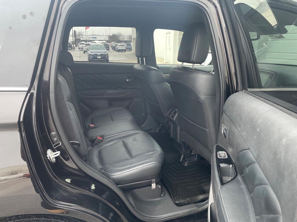 used 2020 Mitsubishi Outlander PHEV car, priced at $17,650