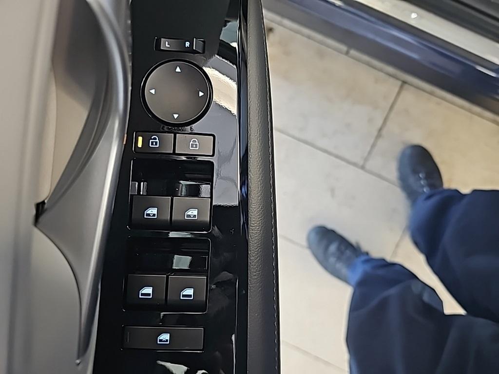 new 2026 Hyundai Tucson car, priced at $40,015