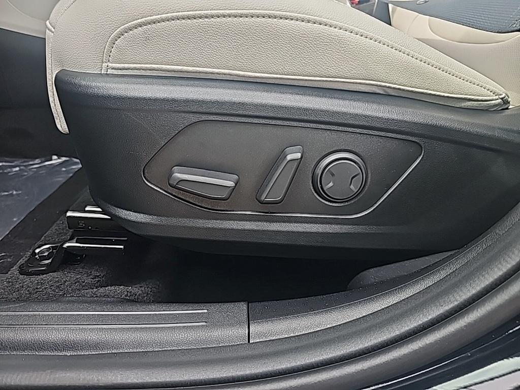 new 2026 Hyundai Tucson car, priced at $33,015