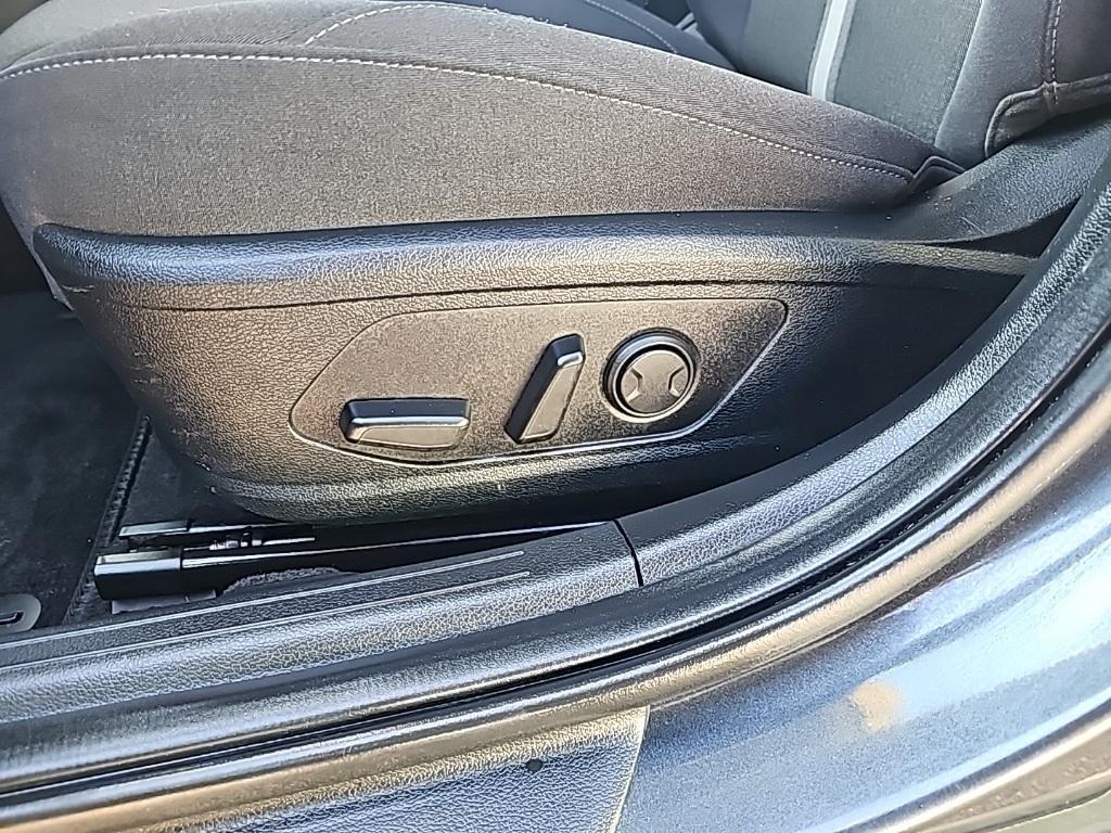 used 2023 Hyundai Sonata car, priced at $17,985