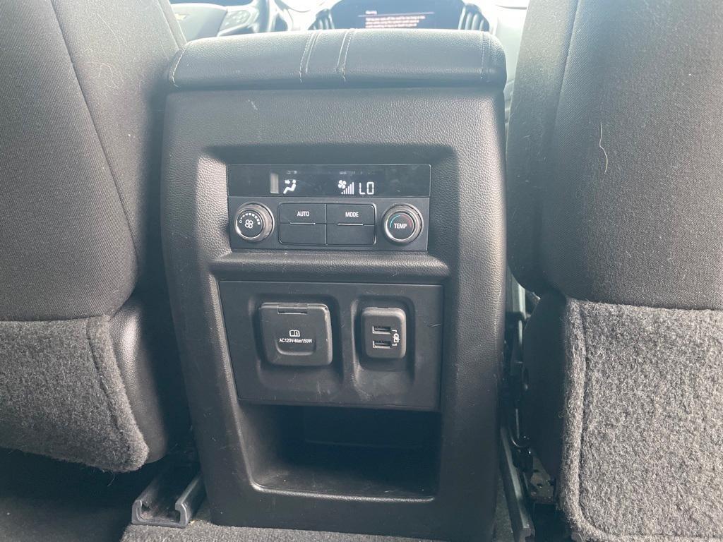 used 2020 Chevrolet Traverse car, priced at $22,239