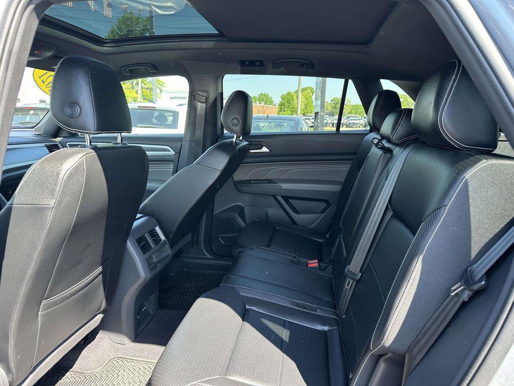 used 2021 Volkswagen Atlas Cross Sport car, priced at $23,824