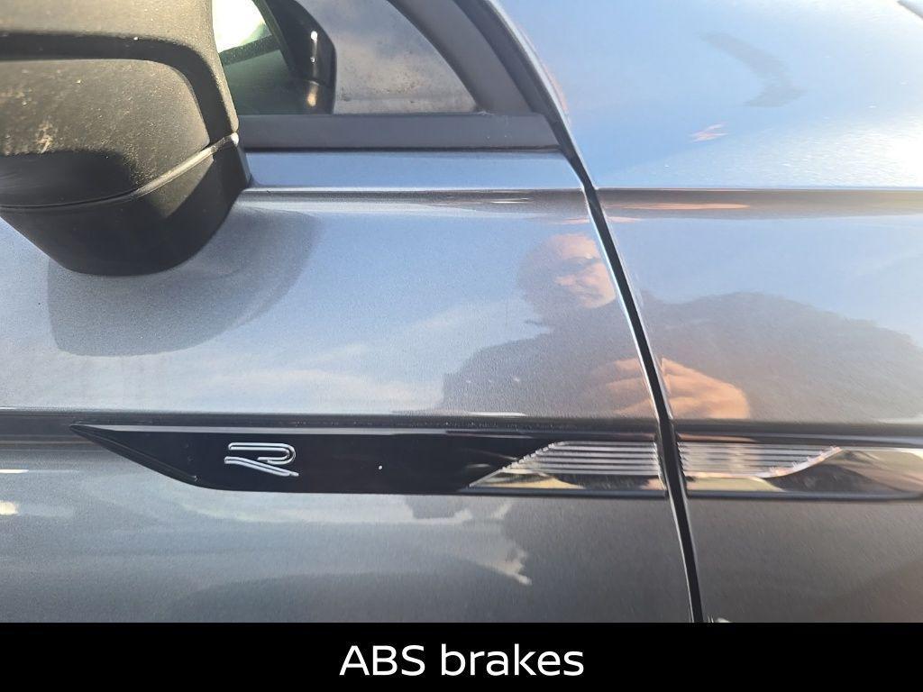 used 2022 Volkswagen Tiguan car, priced at $21,000