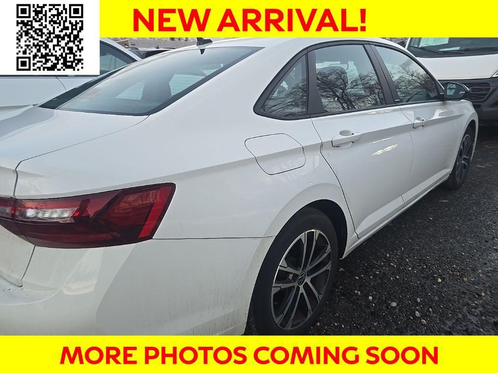 used 2023 Volkswagen Jetta car, priced at $15,855