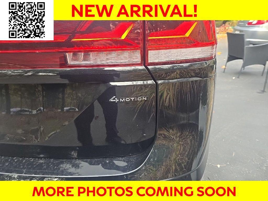used 2025 Volkswagen Atlas car, priced at $40,000
