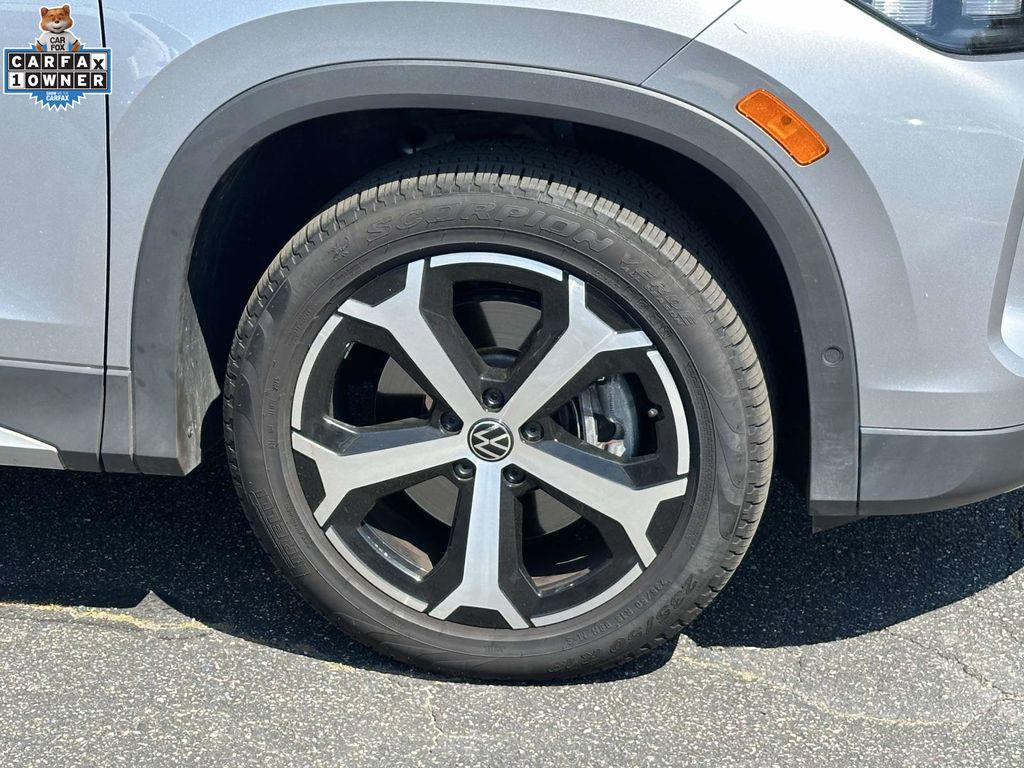 used 2025 Volkswagen Tiguan car, priced at $33,160