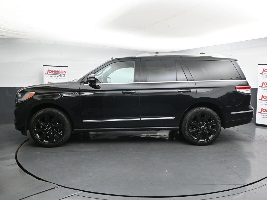 used 2022 Lincoln Navigator car, priced at $48,945