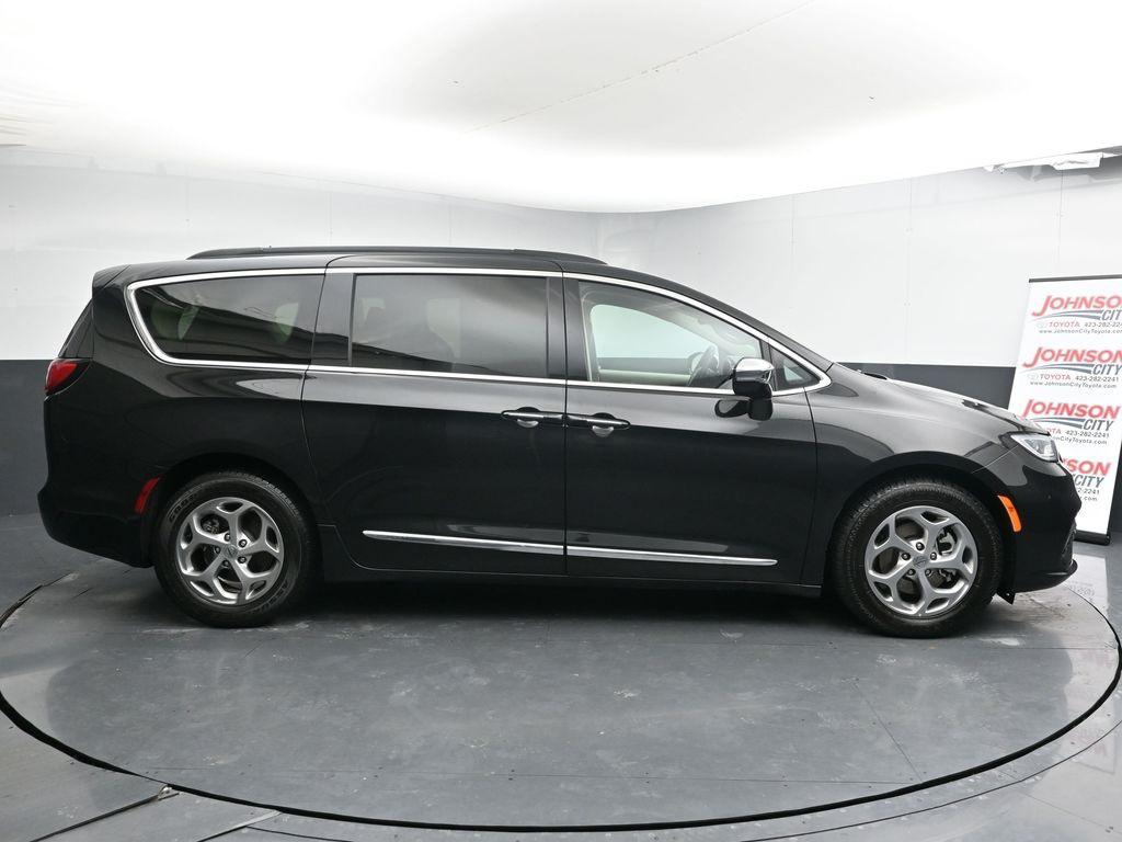 used 2023 Chrysler Pacifica car, priced at $25,559