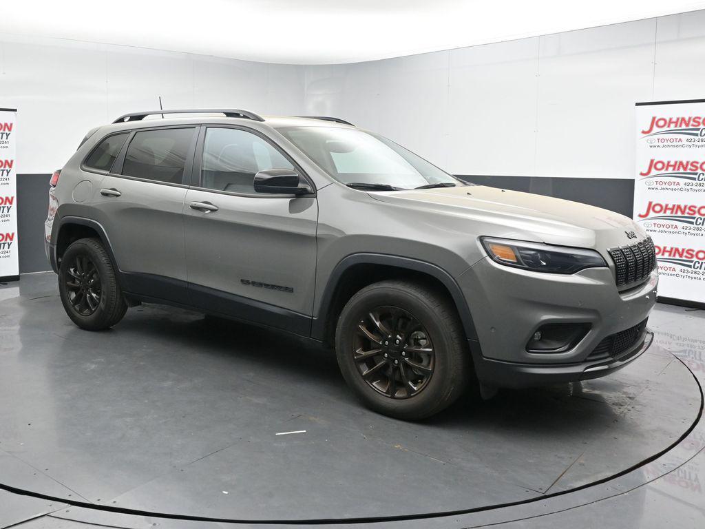 used 2023 Jeep Cherokee car, priced at $25,661