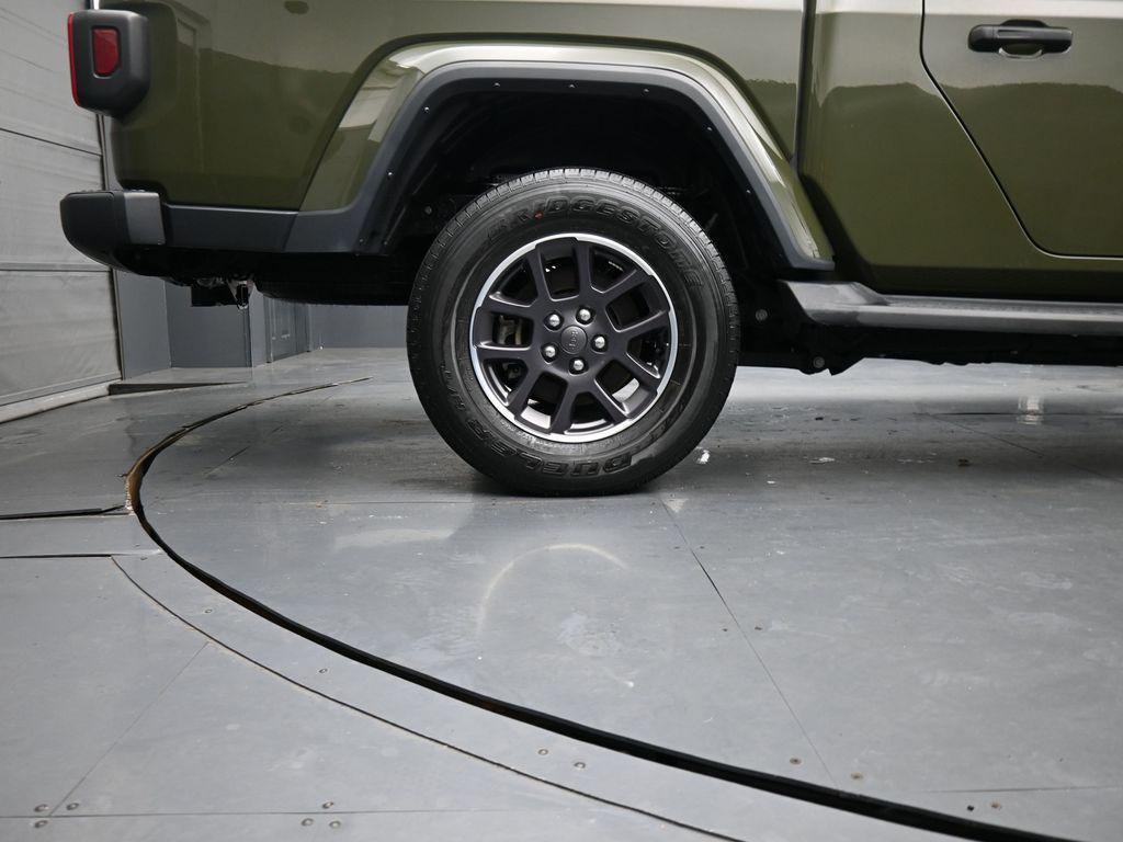 used 2023 Jeep Gladiator car, priced at $34,412