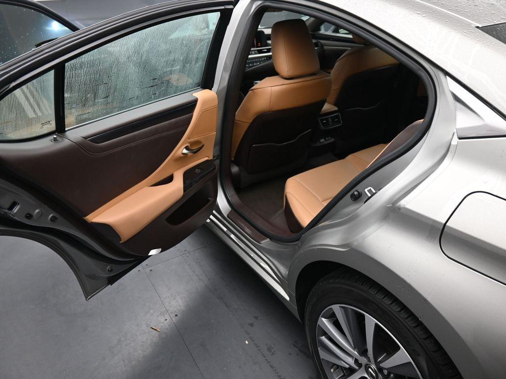 used 2021 Lexus ES 350 car, priced at $27,850