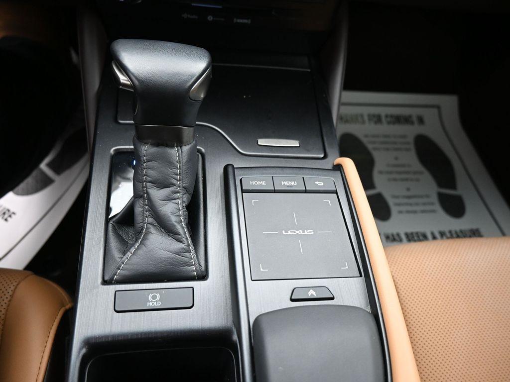 used 2021 Lexus ES 350 car, priced at $27,850