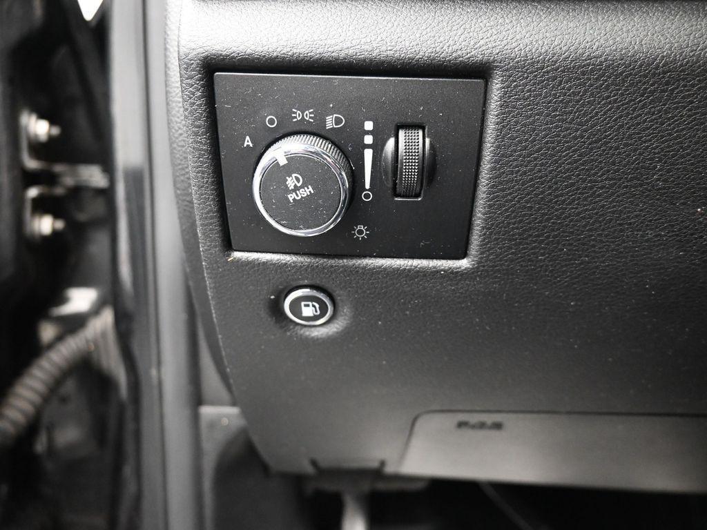 used 2014 Jeep Grand Cherokee car, priced at $10,783