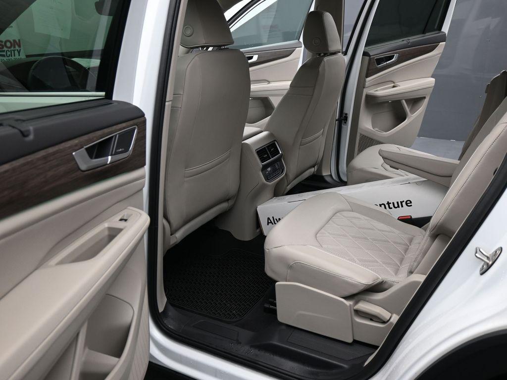 used 2024 Volkswagen Atlas car, priced at $35,992